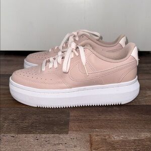 Nike Women's Sneakers in Light Pink and White